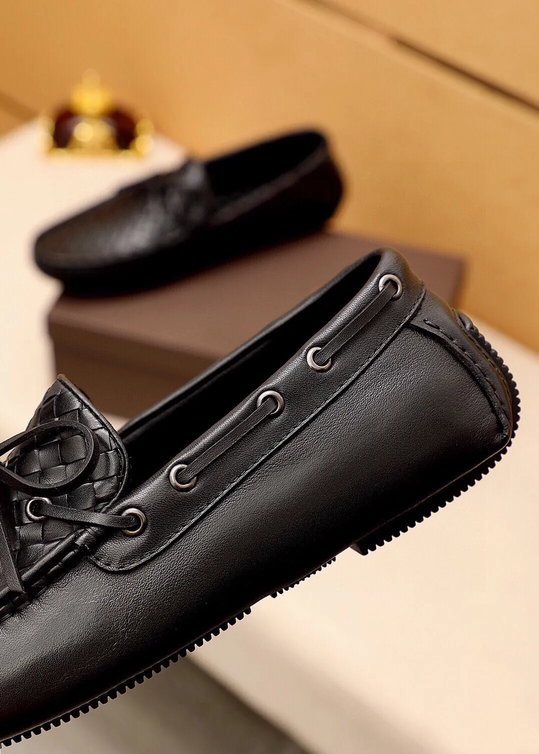 Men's shoes 💰: 420 💐BV men's slip-on shoes® [BOTTEGA VENETA] official website counter new model, one-to-one mold opening ⚠Italian calfskin ➕Hand-woven ➕Cow leather lining. Driving slip-ons, available at counters, sizes 38～44 (45🉑️customized)